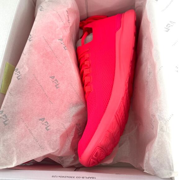 APL Men's Magenta TechLoom Breeze Sneakers Size 12 - Picture 3 of 13